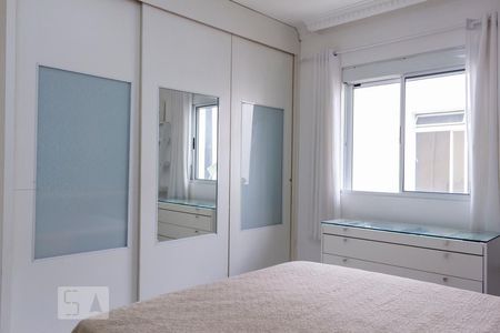 Casa à venda com 450m², 4 quartos e 6 vagasSuíte 2