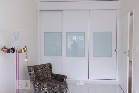 Casa à venda com 450m², 4 quartos e 6 vagasQuarto 1