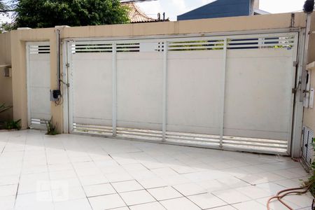 Casa à venda com 450m², 4 quartos e 6 vagasGaragem