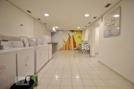 Apartamento à venda com 75m², 2 quartos e 2 vagasLavanderia