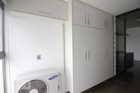 Apartamento à venda com 75m², 2 quartos e 2 vagasÁrea de Serviço