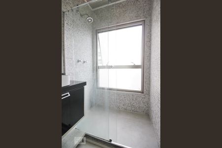 Apartamento à venda com 75m², 2 quartos e 2 vagasBanheiro da suíte