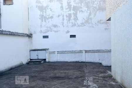Apartamento à venda com 77m², 2 quartos e 1 vaga Apartamento à venda com 77m², 2 quartos e 1 vagaFundos