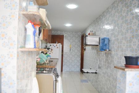 Apartamento à venda com 77m², 2 quartos e 1 vaga Apartamento à venda com 77m², 2 quartos e 1 vagaCozinha e Área de Serviço