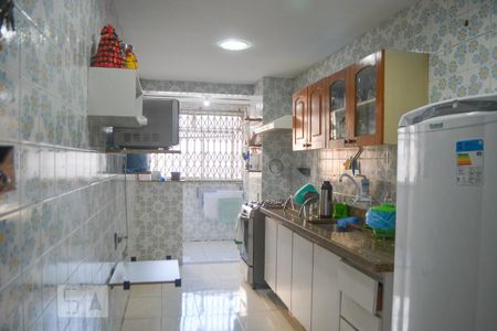 Apartamento à venda com 77m², 2 quartos e 1 vaga Apartamento à venda com 77m², 2 quartos e 1 vagaCozinha
