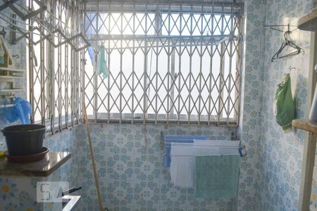 Apartamento à venda com 77m², 2 quartos e 1 vaga Apartamento à venda com 77m², 2 quartos e 1 vagaÁrea de Serviço