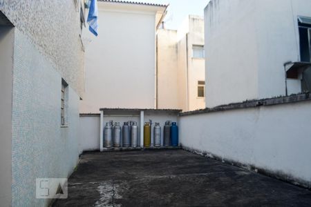 Apartamento à venda com 77m², 2 quartos e 1 vaga Apartamento à venda com 77m², 2 quartos e 1 vagaGaragem
