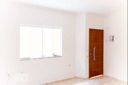 Sala de casa de condomínio para alugar com 2 quartos, 60m² em Parada Xv de Novembro, São Paulo