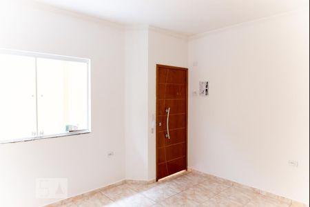 Sala de casa de condomínio para alugar com 2 quartos, 60m² em Parada Xv de Novembro, São Paulo