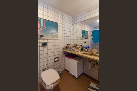 Apartamento à venda com 470m², 4 quartos e 4 vagasBanheiro