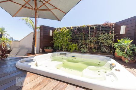 Apartamento à venda com 470m², 4 quartos e 4 vagasBanheira