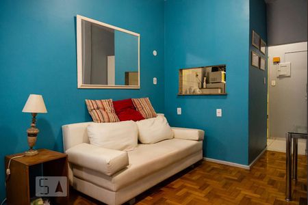 Sala/Quarto de apartamento para alugar com 1 quarto, 30m² em Copacabana, Rio de Janeiro