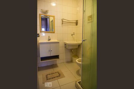 Banheiro de apartamento para alugar com 1 quarto, 30m² em Copacabana, Rio de Janeiro