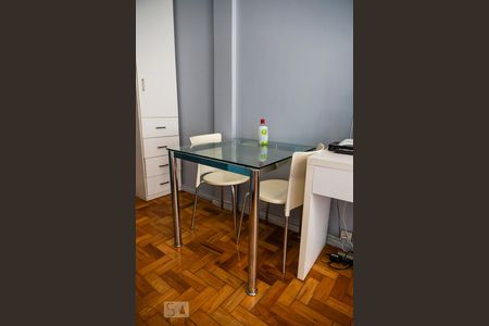 Sala/Quarto de apartamento para alugar com 1 quarto, 30m² em Copacabana, Rio de Janeiro