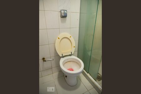 Banheiro de apartamento para alugar com 1 quarto, 30m² em Copacabana, Rio de Janeiro