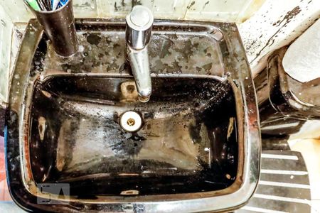 Casa à venda com 156m², 4 quartos e 2 vagas Casa à venda com 156m², 4 quartos e 2 vagasLavabo