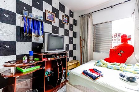 Casa à venda com 156m², 4 quartos e 2 vagas Casa à venda com 156m², 4 quartos e 2 vagasQuarto 2