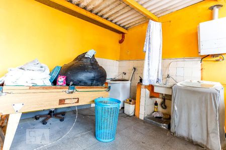 Casa à venda com 156m², 4 quartos e 2 vagas Casa à venda com 156m², 4 quartos e 2 vagasÁrea de Serviço