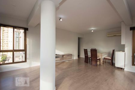 Sala  de apartamento para alugar com 3 quartos, 127m² em Rio Branco, Porto Alegre