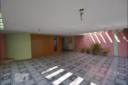 Casa à venda com 554m², 4 quartos e 4 vagas Casa à venda com 554m², 4 quartos e 4 vagasGaragem