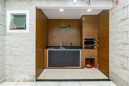 Casa à venda com 156m², 3 quartos e 1 vaga Casa à venda com 156m², 3 quartos e 1 vagaEspaço Gourmet