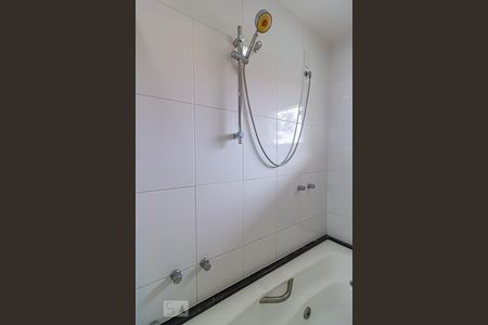 Casa à venda com 156m², 3 quartos e 1 vaga Casa à venda com 156m², 3 quartos e 1 vagaBanheiro da Suíte