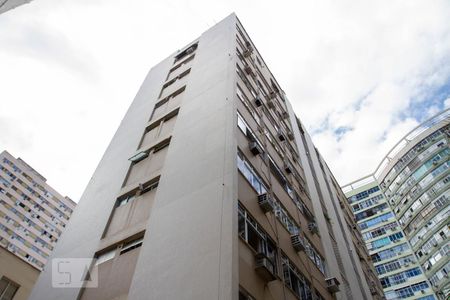 Apartamento à venda com 76m², 2 quartos e 1 vaga Apartamento à venda com 76m², 2 quartos e 1 vagaFachada do Prédio