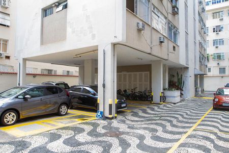 Apartamento à venda com 76m², 2 quartos e 1 vaga Apartamento à venda com 76m², 2 quartos e 1 vagaEntrada do Prédio