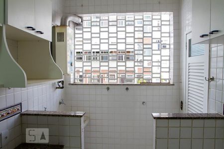 Apartamento à venda com 76m², 2 quartos e 1 vaga Apartamento à venda com 76m², 2 quartos e 1 vagaÁrea de Serviço