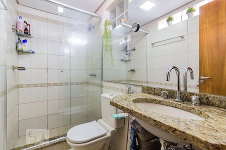 Apartamento à venda com 102m², 3 quartos e 2 vagas Apartamento à venda com 102m², 3 quartos e 2 vagasBanheiro da Suíte