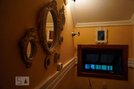 Casa à venda com 178m², 3 quartos e 5 vagas Casa à venda com 178m², 3 quartos e 5 vagasLavabo