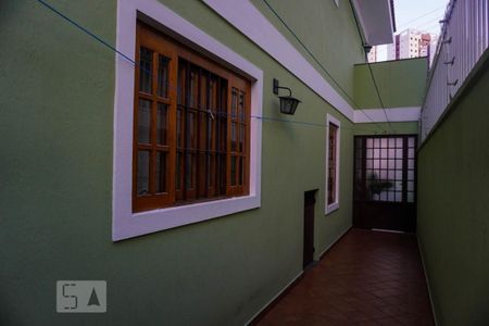 Casa à venda com 178m², 3 quartos e 5 vagas Casa à venda com 178m², 3 quartos e 5 vagasQuintal