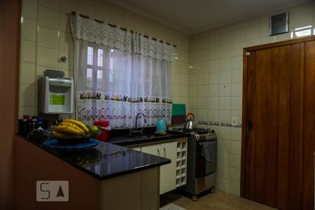 Casa à venda com 178m², 3 quartos e 5 vagas Casa à venda com 178m², 3 quartos e 5 vagasCozinha