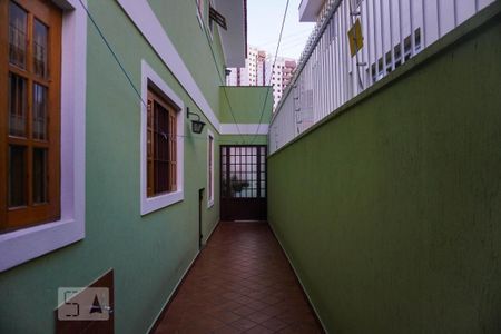 Casa à venda com 178m², 3 quartos e 5 vagas Casa à venda com 178m², 3 quartos e 5 vagasQuintal