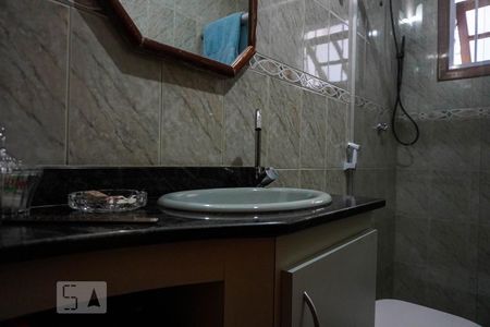 Casa à venda com 178m², 3 quartos e 5 vagas Casa à venda com 178m², 3 quartos e 5 vagasBanheiro da Suíte