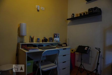 Casa à venda com 178m², 3 quartos e 5 vagas Casa à venda com 178m², 3 quartos e 5 vagasQuarto 2