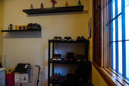 Casa à venda com 178m², 3 quartos e 5 vagas Casa à venda com 178m², 3 quartos e 5 vagasQuarto 2