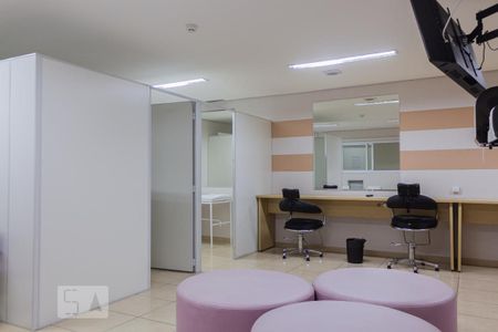 Apartamento à venda com 52m², 2 quartos e 1 vaga Apartamento à venda com 52m², 2 quartos e 1 vagaSalão de Beleza