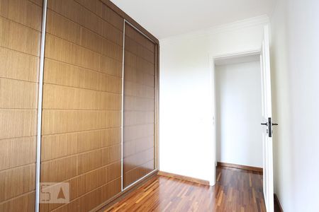 Apartamento à venda com 76m², 3 quartos e 2 vagas Apartamento à venda com 76m², 3 quartos e 2 vagasQuarto 2
