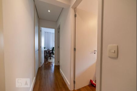 Apartamento à venda com 144m², 3 quartos e 3 vagas Apartamento à venda com 144m², 3 quartos e 3 vagasCorredor