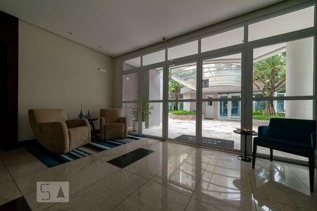 Apartamento à venda com 144m², 3 quartos e 3 vagas Apartamento à venda com 144m², 3 quartos e 3 vagasHall social