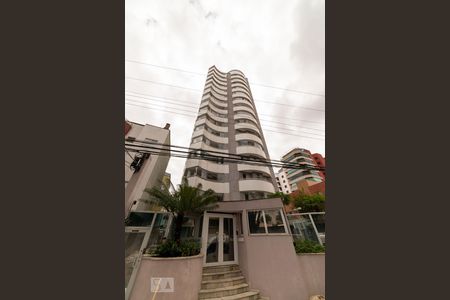 Apartamento à venda com 144m², 3 quartos e 3 vagas Apartamento à venda com 144m², 3 quartos e 3 vagasFachada