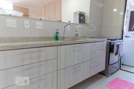 Apartamento à venda com 108m², 4 quartos e 2 vagas Apartamento à venda com 108m², 4 quartos e 2 vagasCozinha