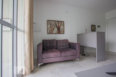 Sala de apartamento para alugar com 1 quarto, 35m² em Real Parque, São Paulo