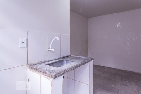 Cozinha de kitnet/studio para alugar com 1 quarto, 14m² em Alto da Lapa, São Paulo
