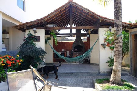 Casa à venda com 280m², 4 quartos e 2 vagasÁrea externa