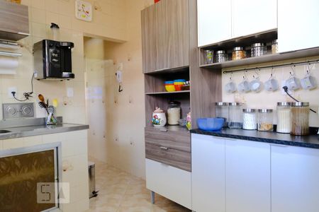 Casa à venda com 280m², 4 quartos e 2 vagasCozinha