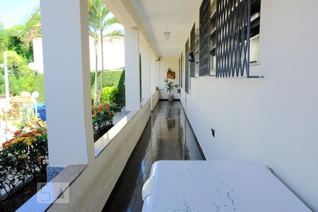 Casa à venda com 280m², 4 quartos e 2 vagasÁrea externa - varanda