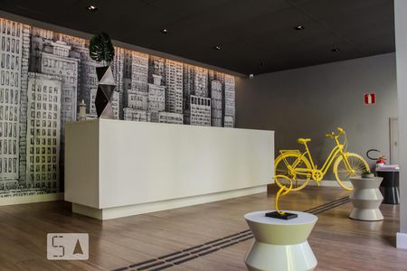 Hall de Entrada de kitnet/studio para alugar com 1 quarto, 24m² em Santa Efigênia, São Paulo