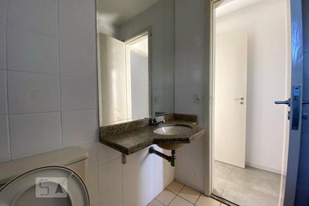 Apartamento para alugar com 403m², 3 quartos e 2 vagas Apartamento para alugar com 403m², 3 quartos e 2 vagasBanheiro da Suíte 1